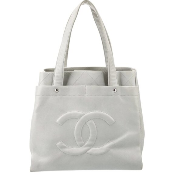 Chanel Ultimate Executive Tote - Picture 1 of 9